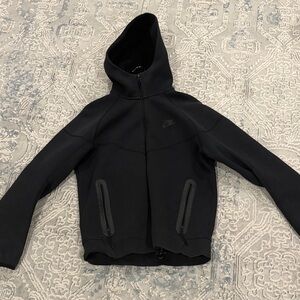 Men’s Nike Tech